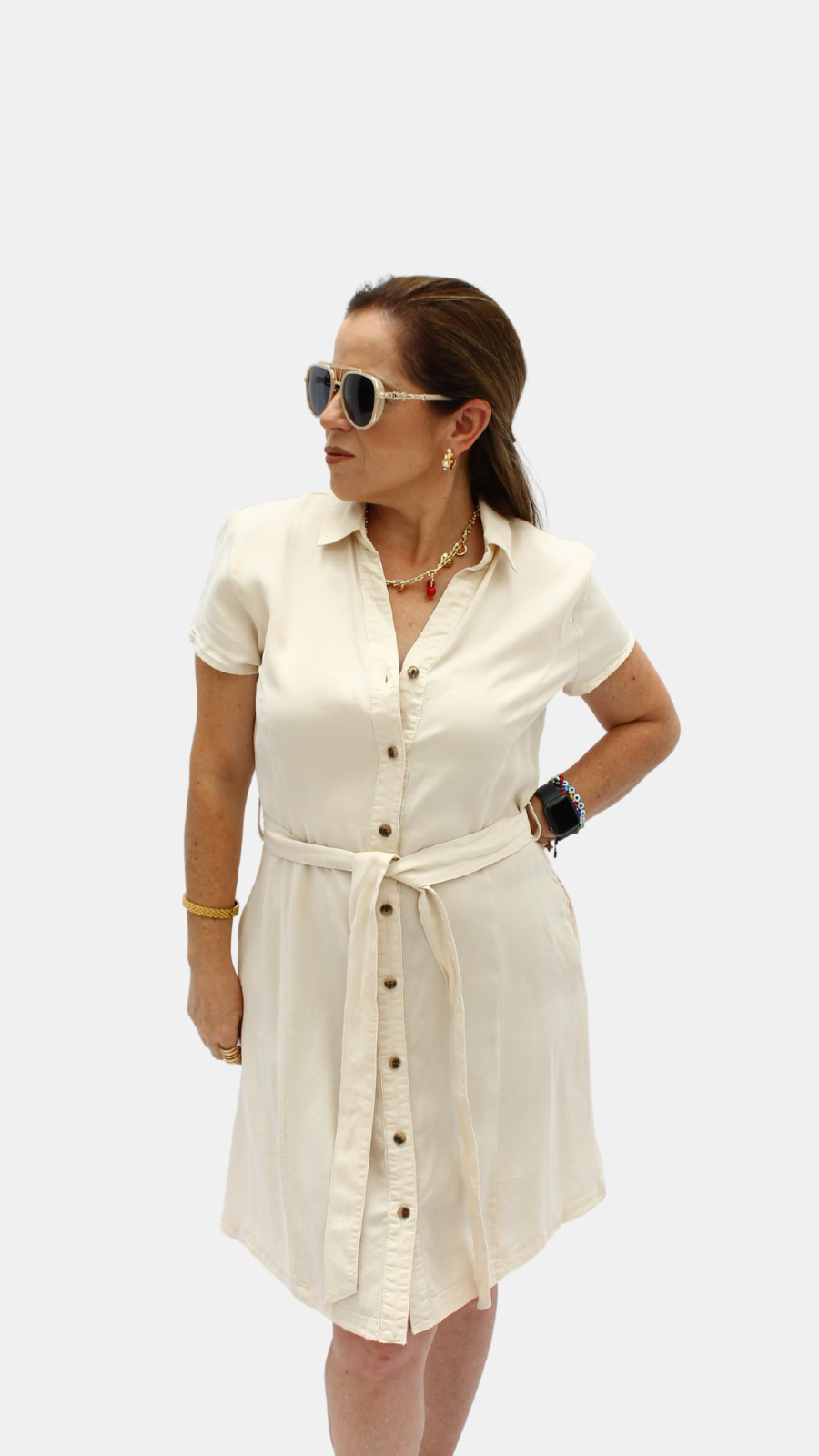 Vestido beige liso con cinturón