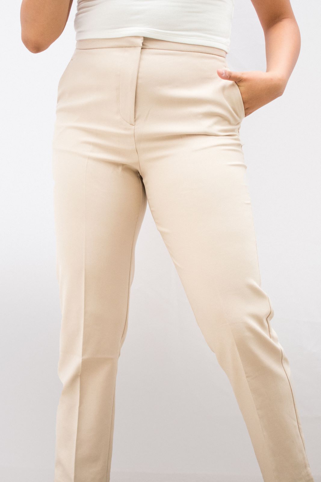 Pantalón Vestir Beige.