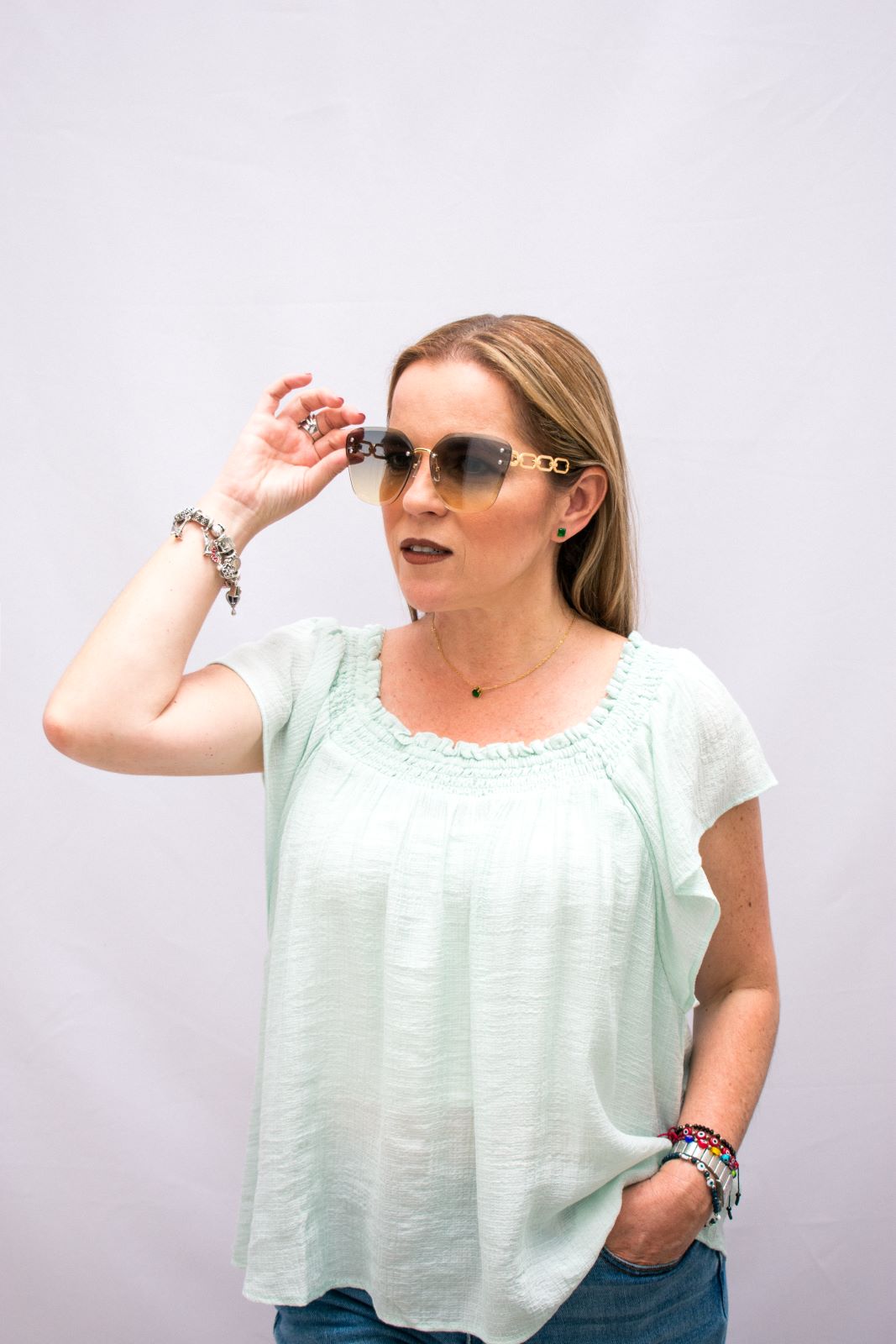 Blusa verde menta.